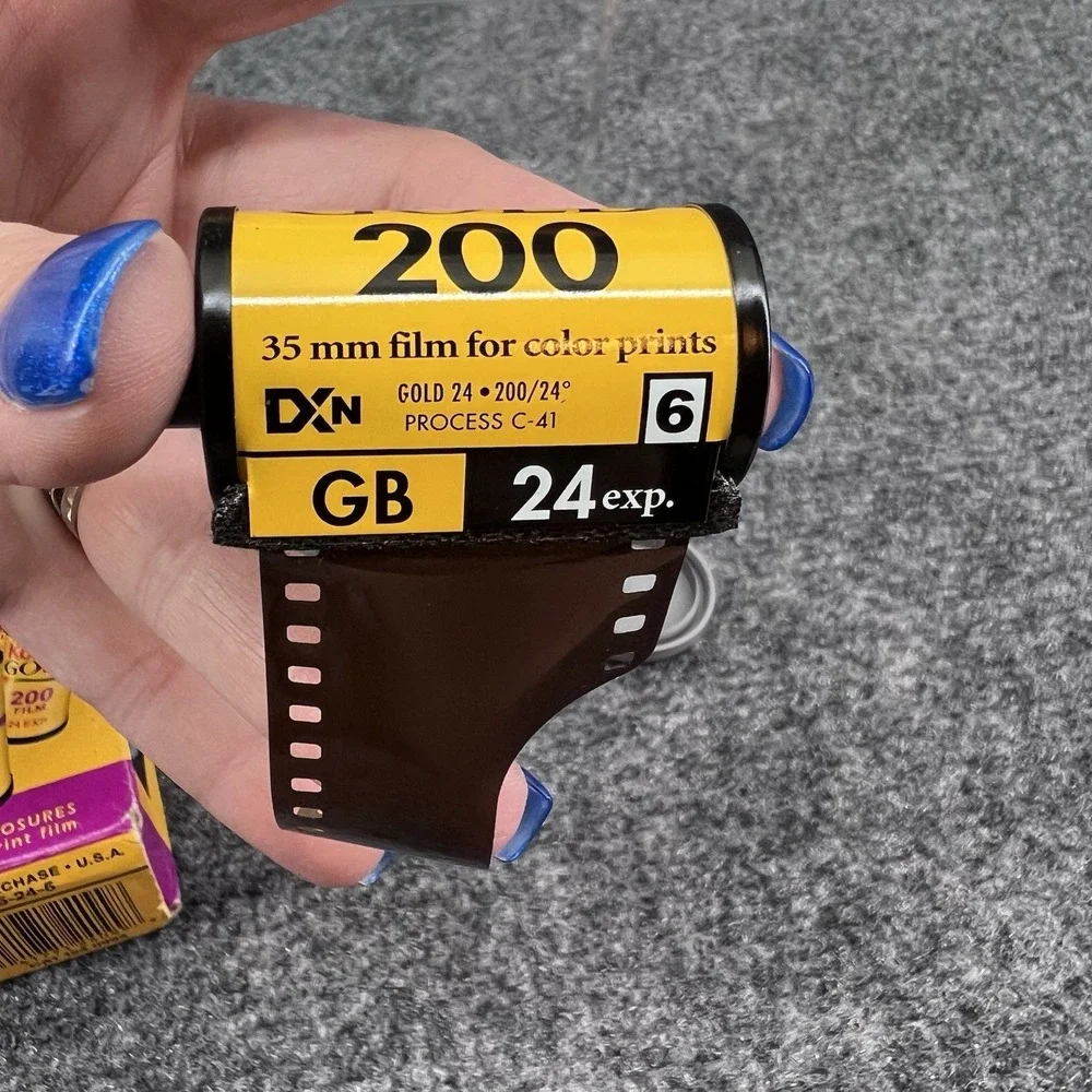 Kodak Bright Sun & Flash 200 24 Exposure Color Film Open Box 4 Rolls 11/2004
